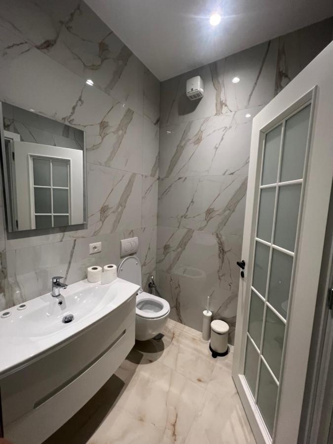 Cane Apartment Emerald Тирана Екстер'єр фото